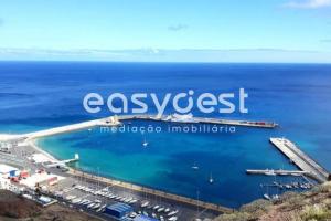 Terreno Rústico no Sitio do Pedregal de Fora Ilha do Porto Santo